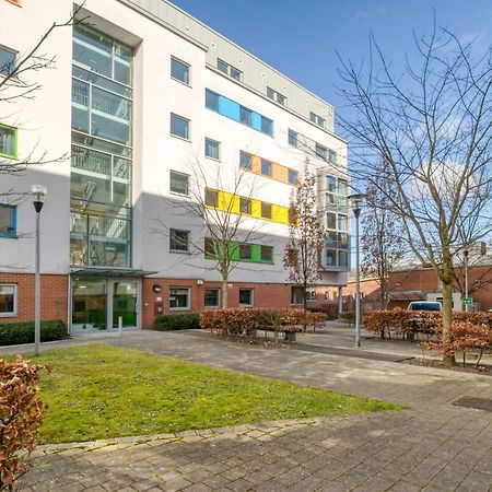 Bright & Central Studio In Luton, Sleeps 2 Luton  Zewnętrze zdjęcie