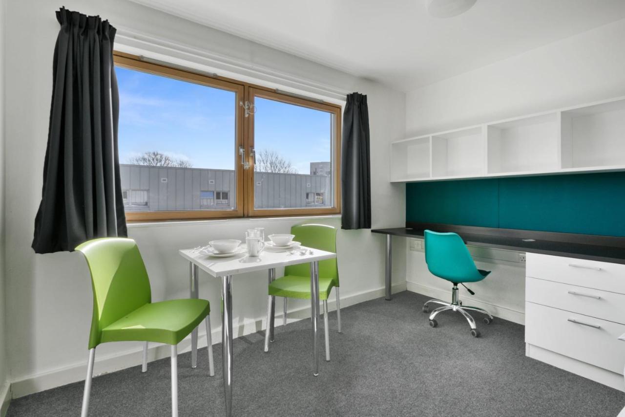 Bright & Central Studio In Luton, Sleeps 2 Luton  Zewnętrze zdjęcie